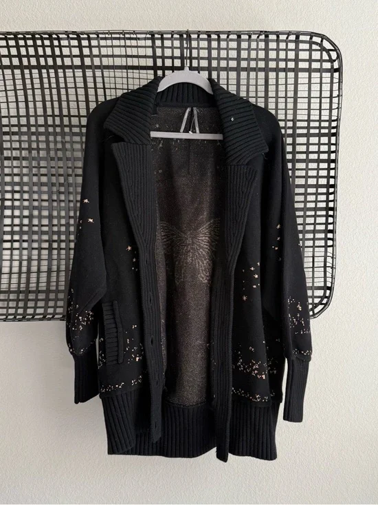 Anthropologie Collared V-Neck butterfly Cardigan - Picture 3 of 9